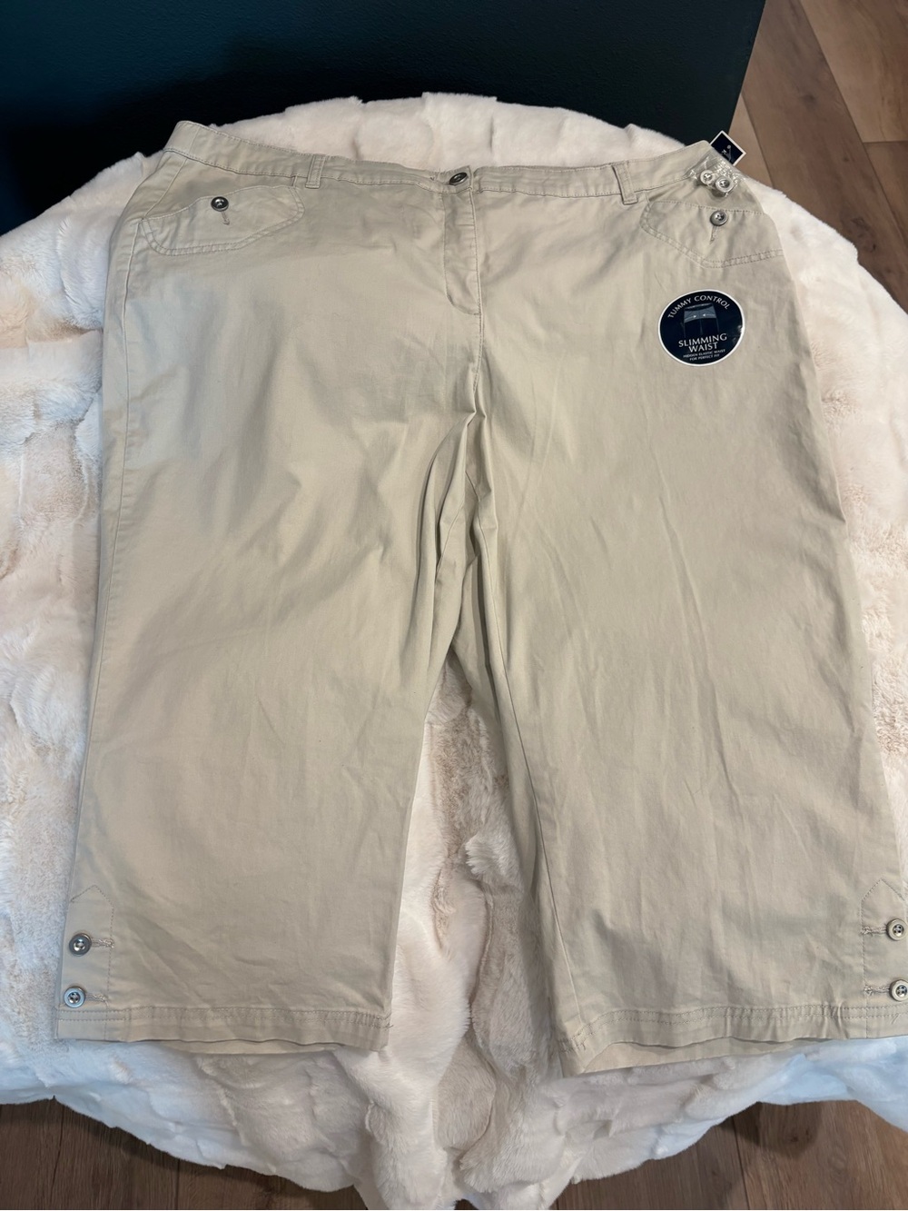 Karen Scott Khaki Capris